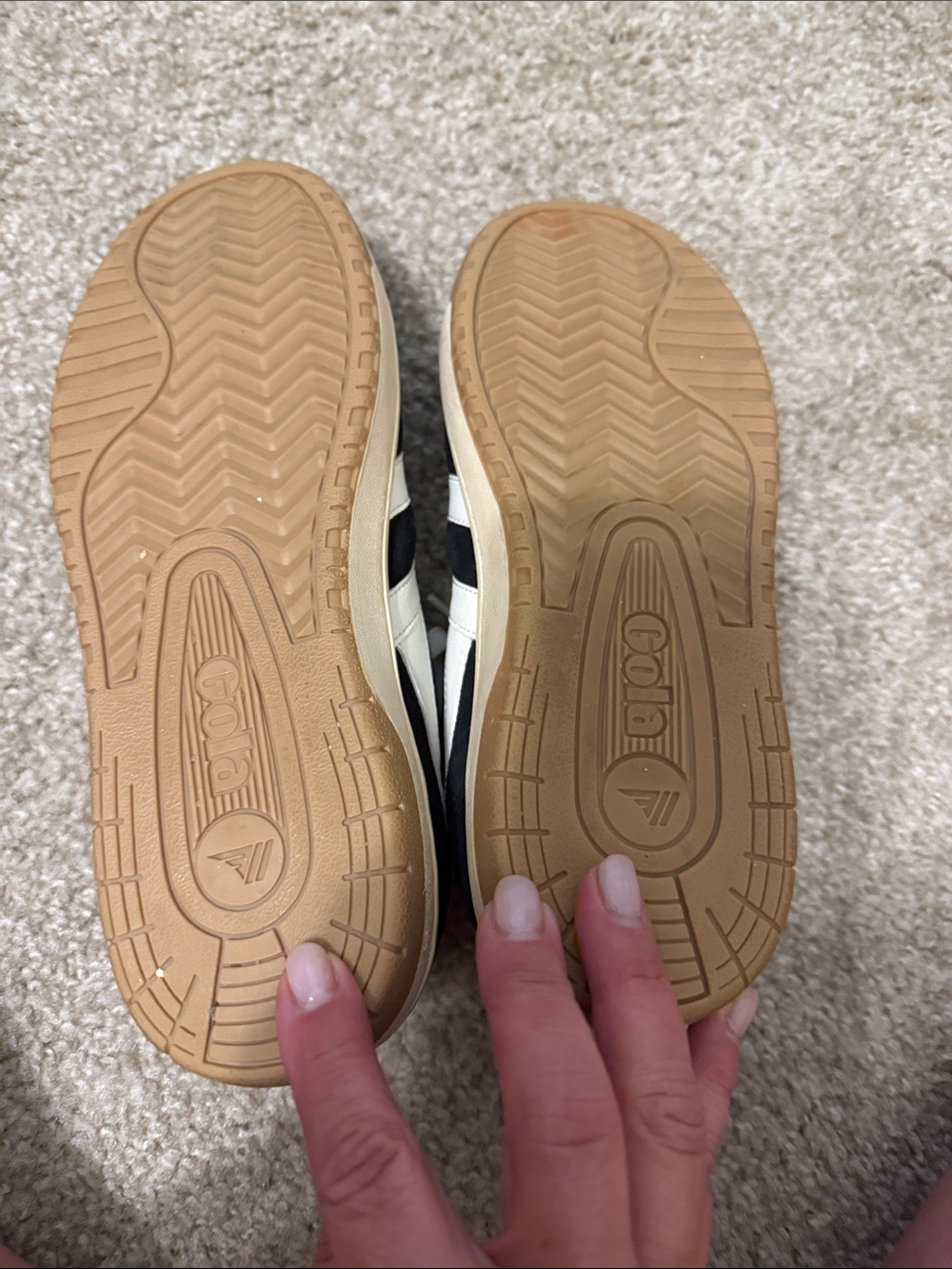 Gola Hawk Black and White Suede Sneakers - 7.5 - Picture 4 of 6